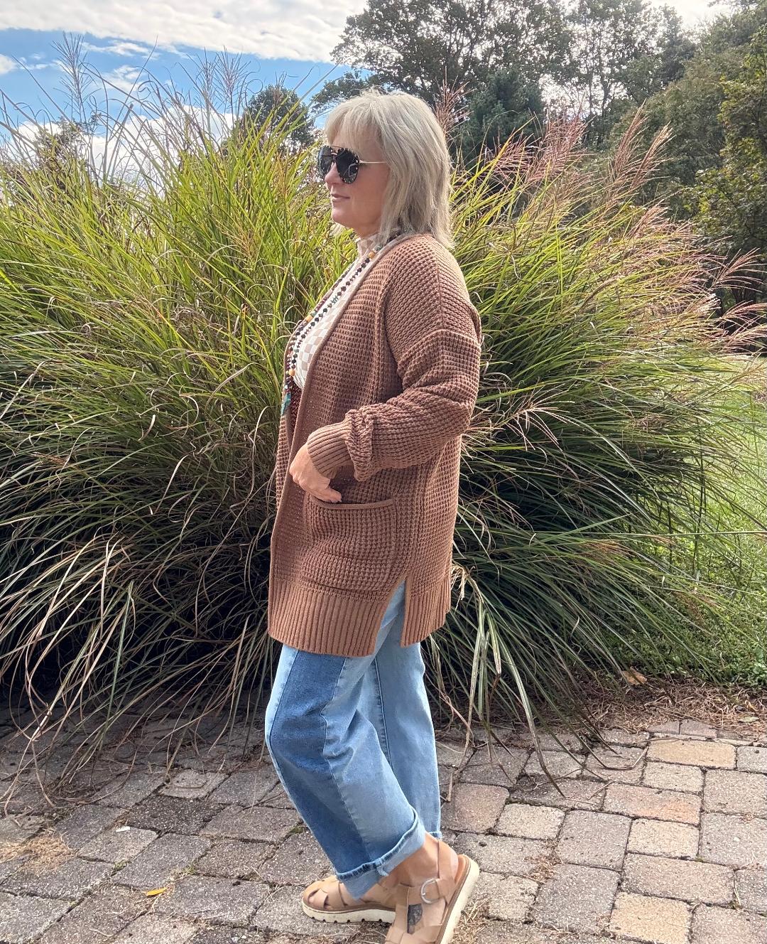 Sweaters & Cardigans