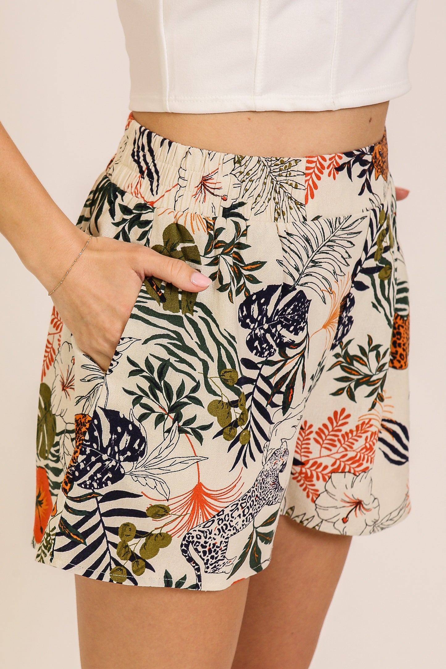 Palm & Prowl Tropical Print Shorts – Elastic Waist