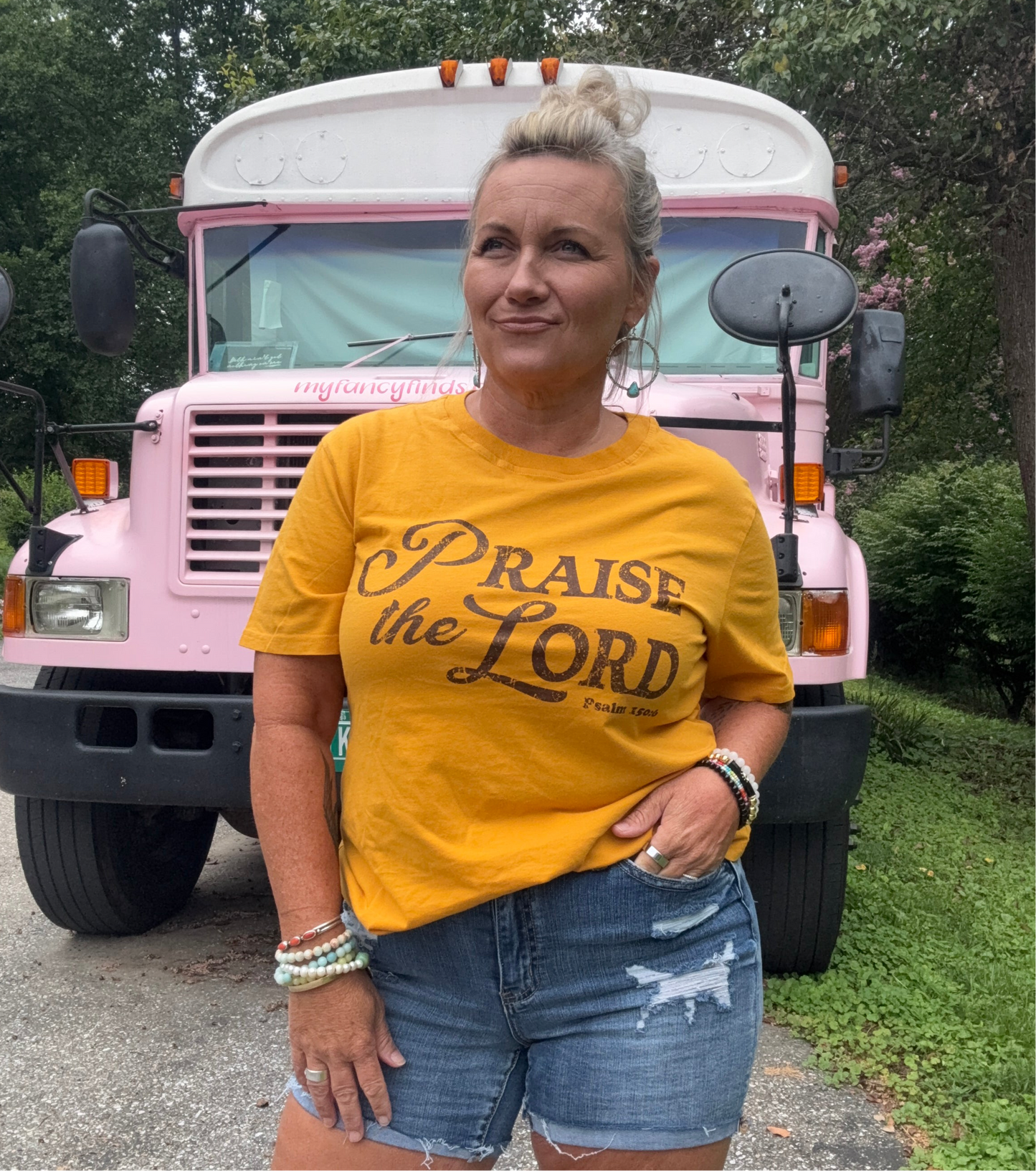 Bold Faith Praise the Lord Tee – Mustard color
