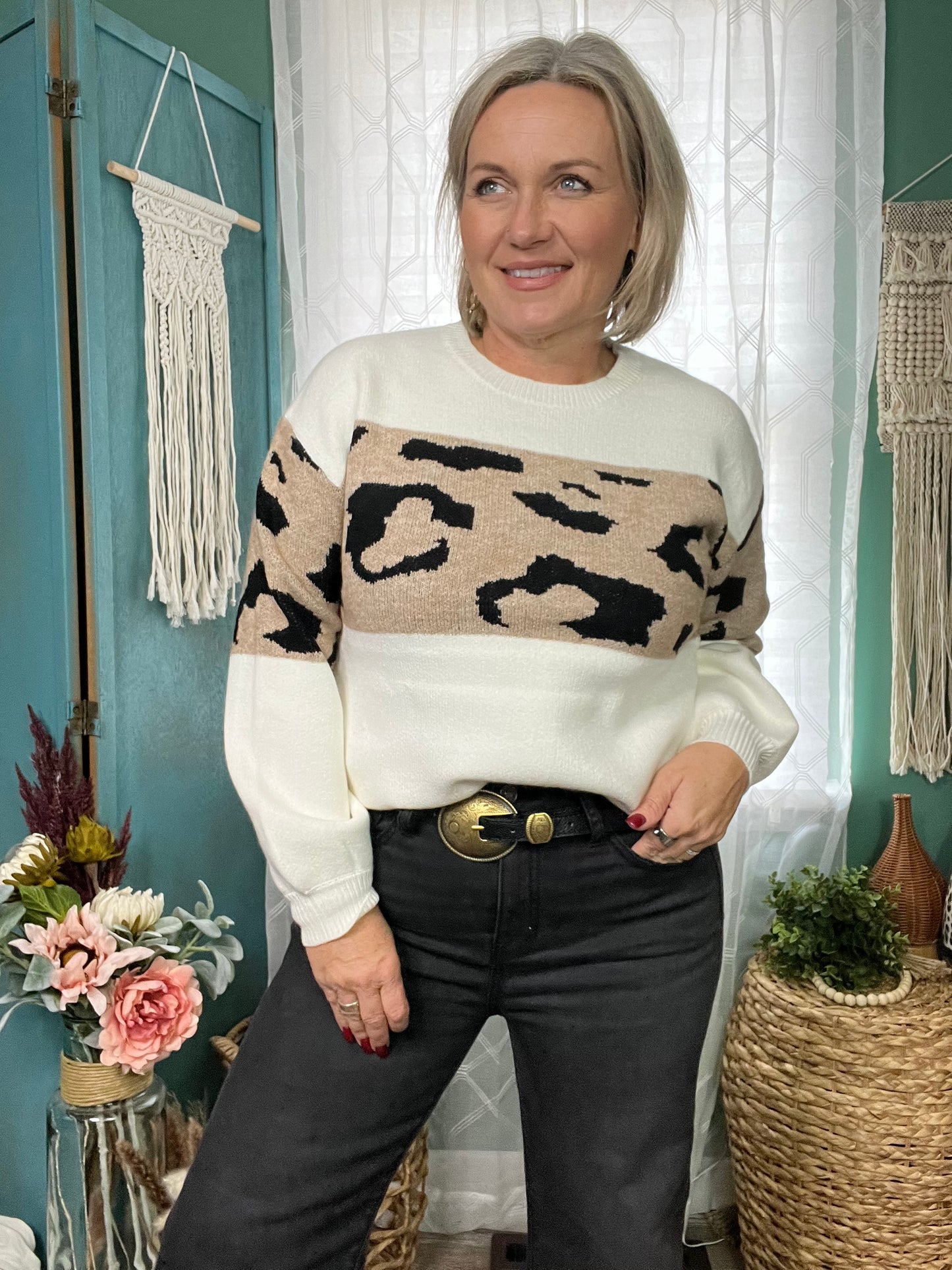 Washed Black Cropped denim pants
