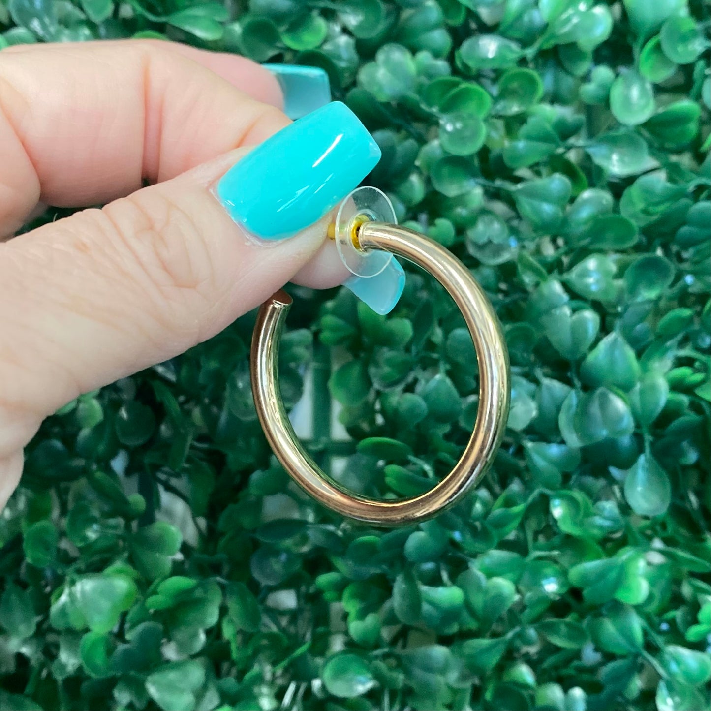 The Perfect Basic Hoop earring