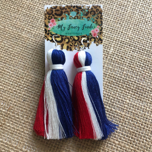 Grand Ole USA fringe earring