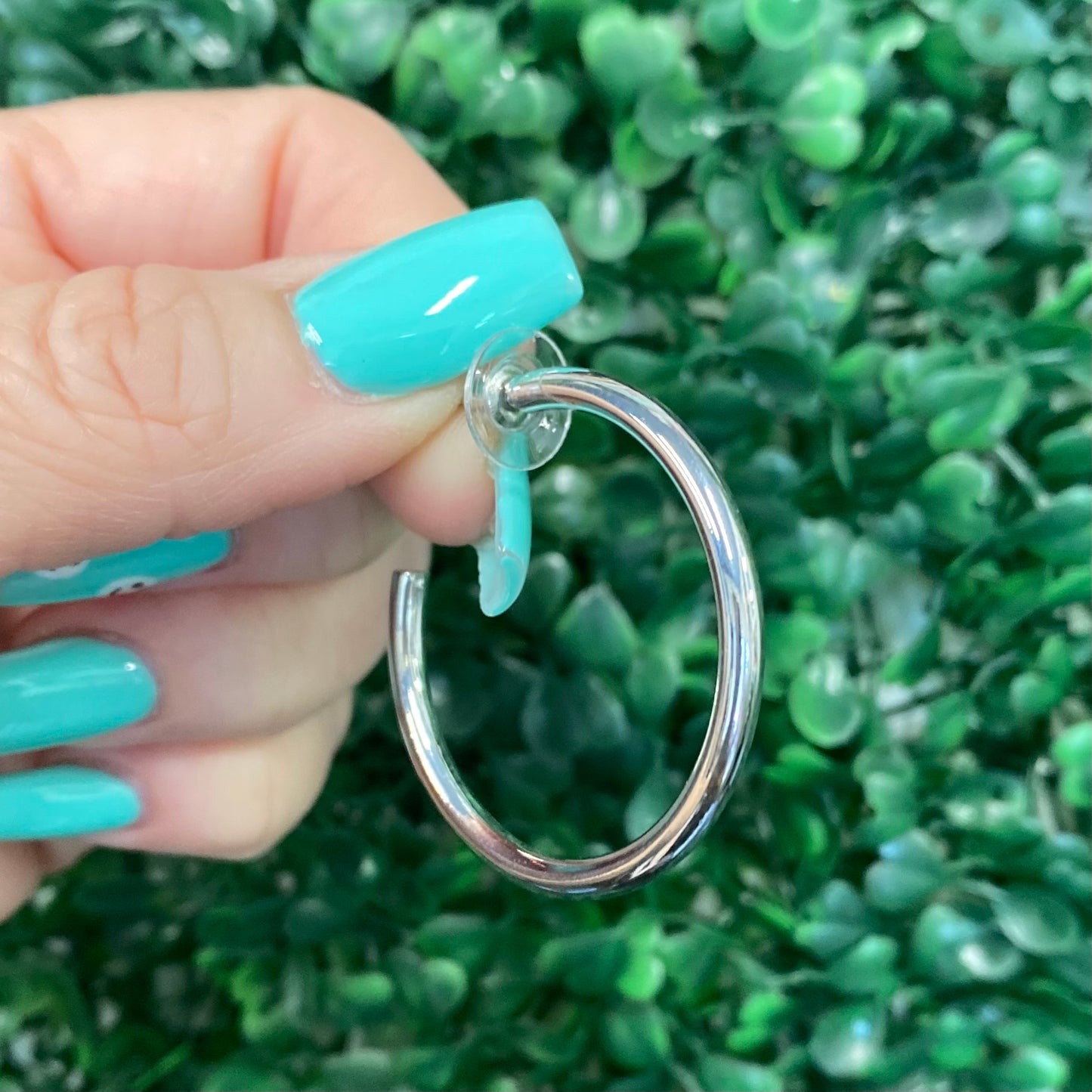 The Perfect Basic Hoop earring