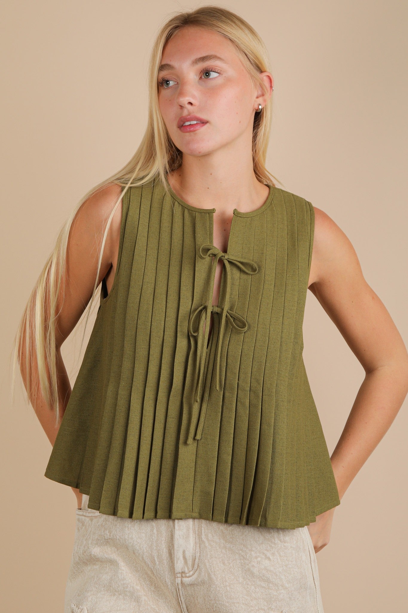 Olive Pleated Woven Tie-Front Blouse – Sleeveless & Lightweight