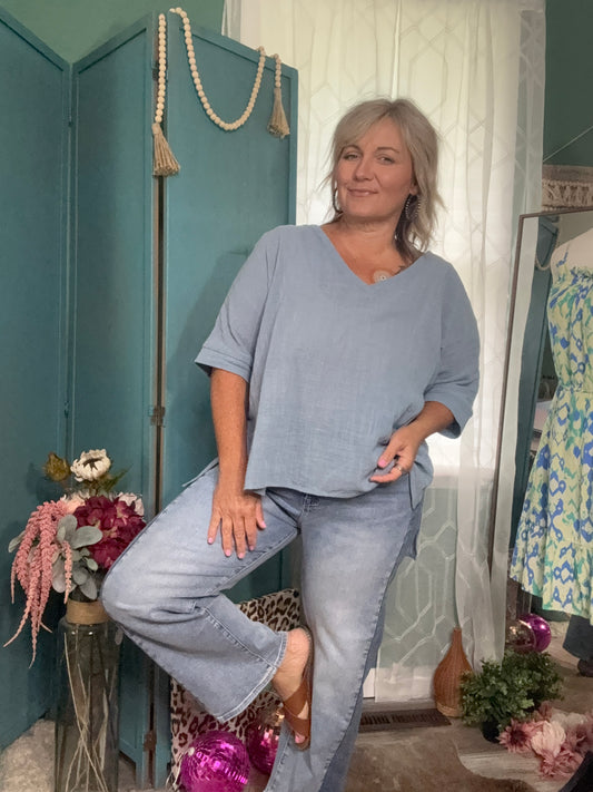 Soft Skies Powder Blue V-Neck – Relaxed Fit & Linen Texture
