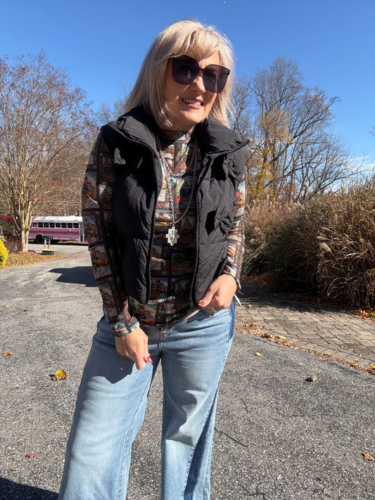 Black Puffer Vest with Stylish Coquette Bow Detail