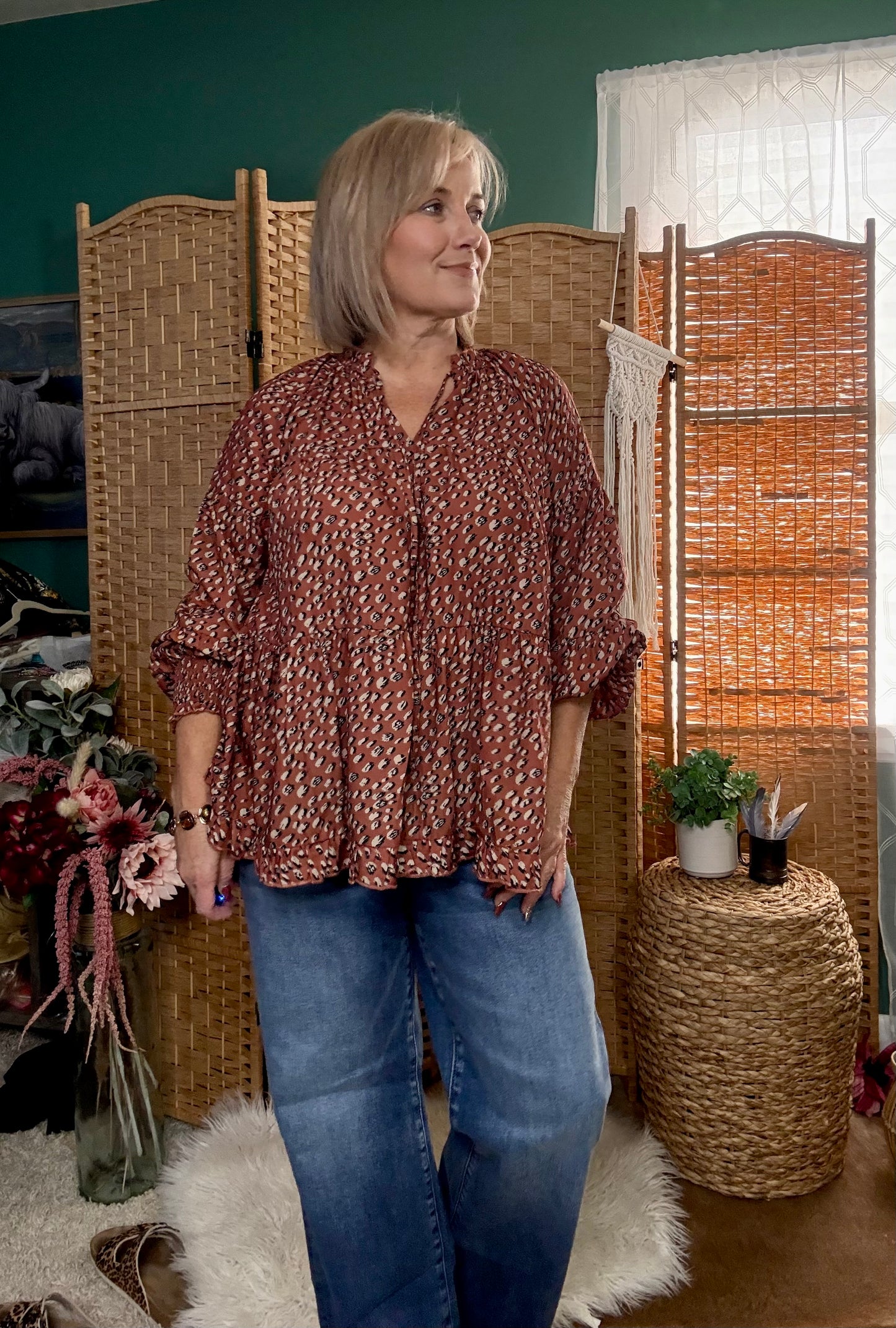 Western Breeze Tiered Peasant Blouse – Milk Chocolate Abstract Print