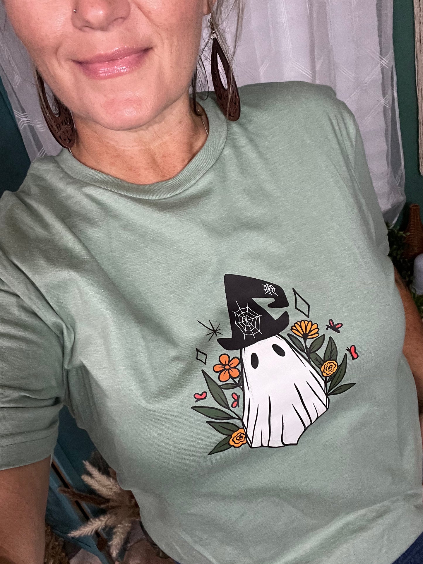 Flower Child Ghost Sage Graphic Tee *Final Sale