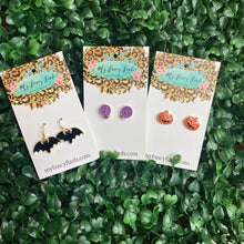 Halloween theme enamel earring