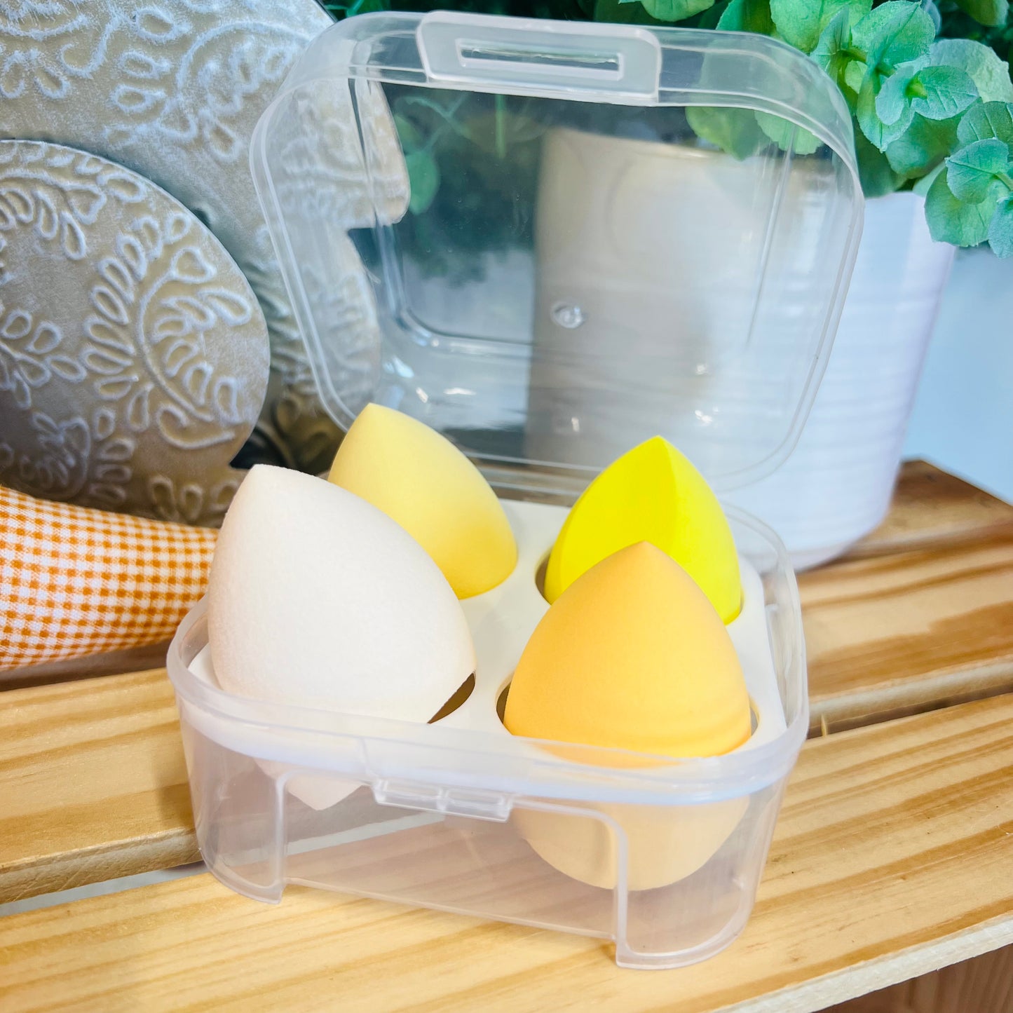 Egg-stra cute makeup blenders